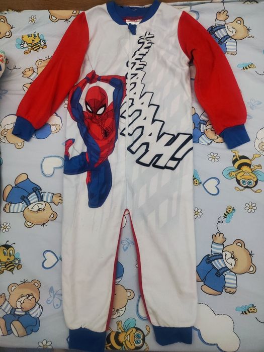 Детски поларен гащеризон/ромпър Spider man 98/104