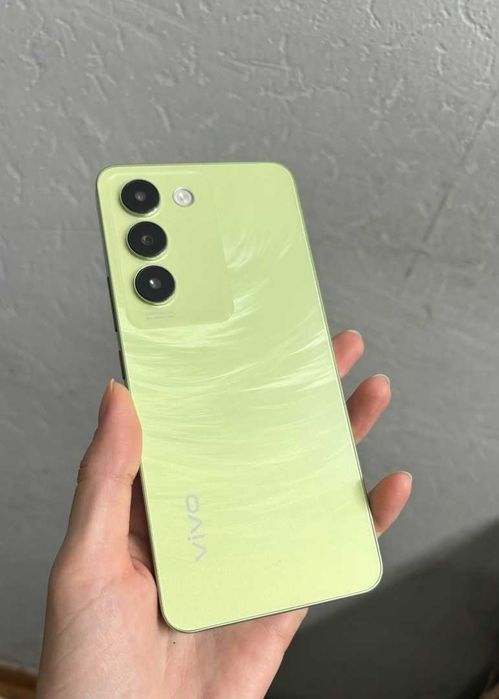 Vivo Y100 256 Gb (Рудный 1006) лот: 778564