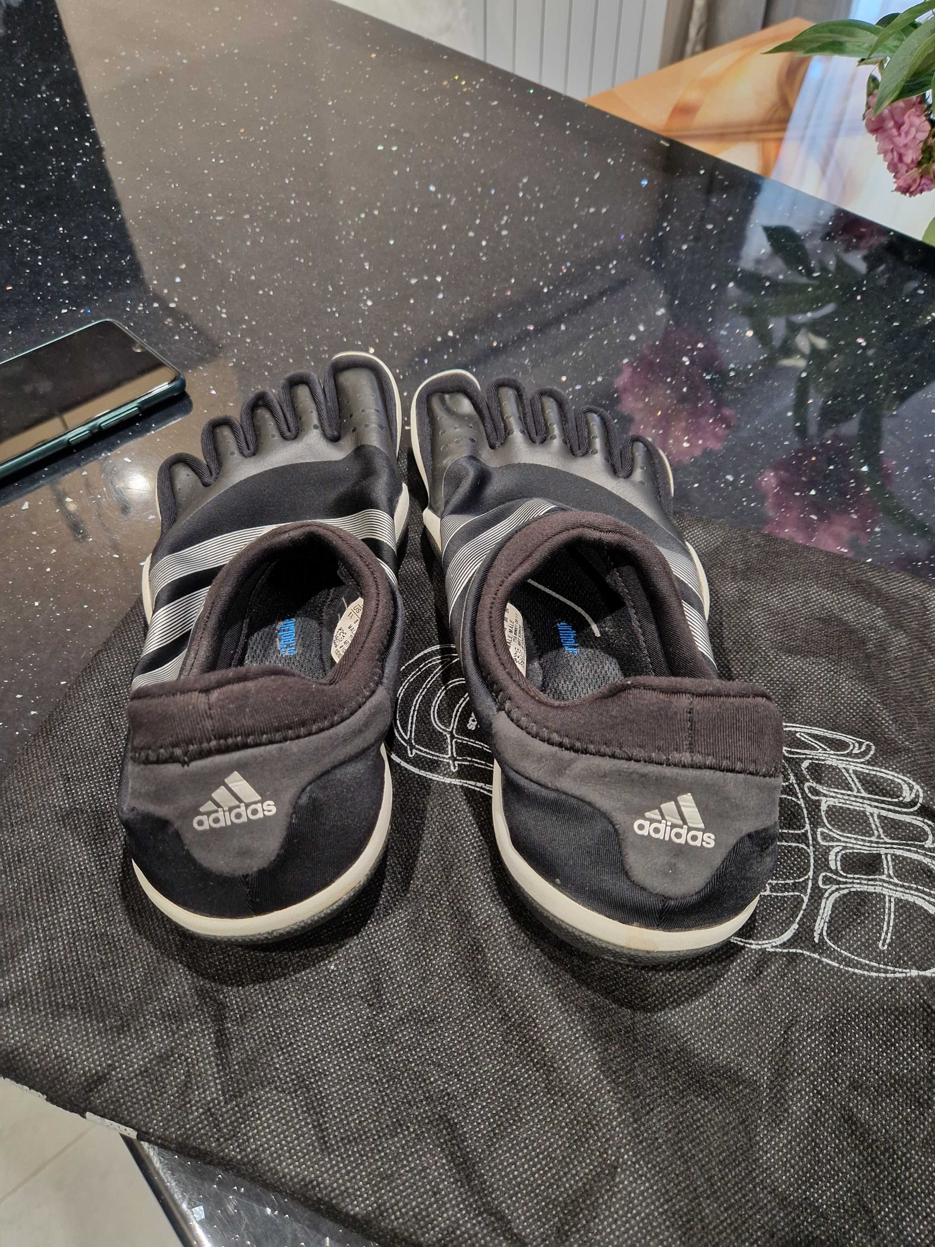 Обувки с пръсти Adidas Adipure