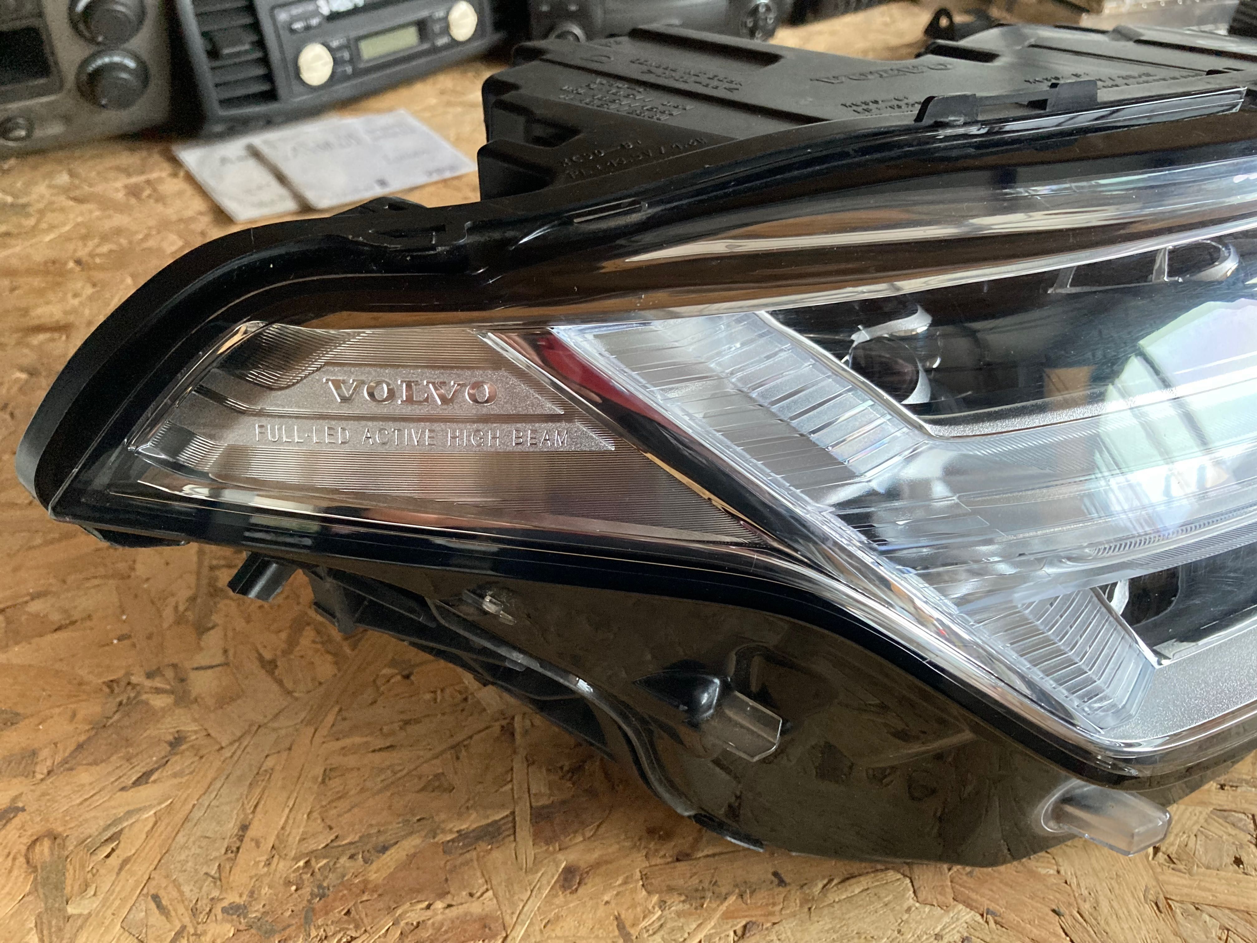 Десен Фар, фарове Volvo XC90 Full LED / Волко хц90 фул лед.
