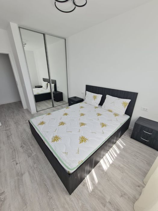 Inchiriez apartament 4 camere - Avanera