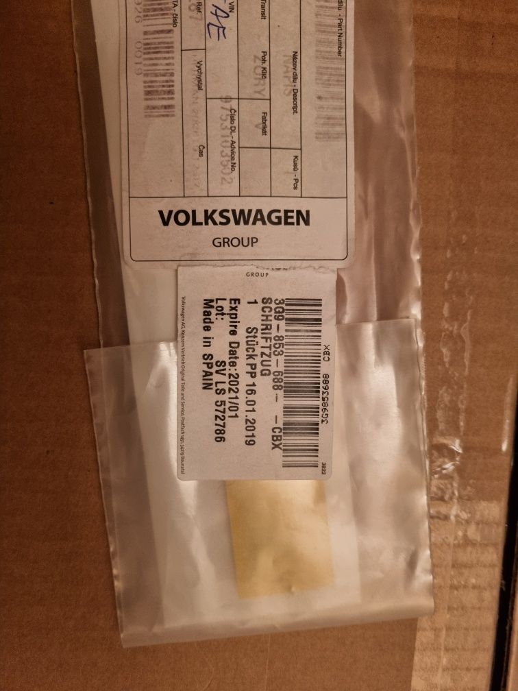 Vw Passat ALLTRACK емблема за преден калник