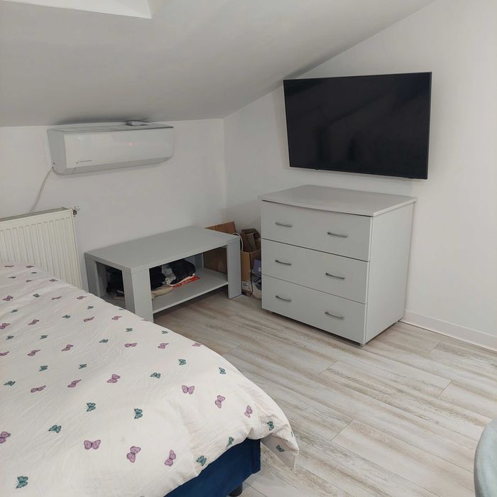 Se vinde un apartament tip duplex,2 camere decomandat  în Nicolina,