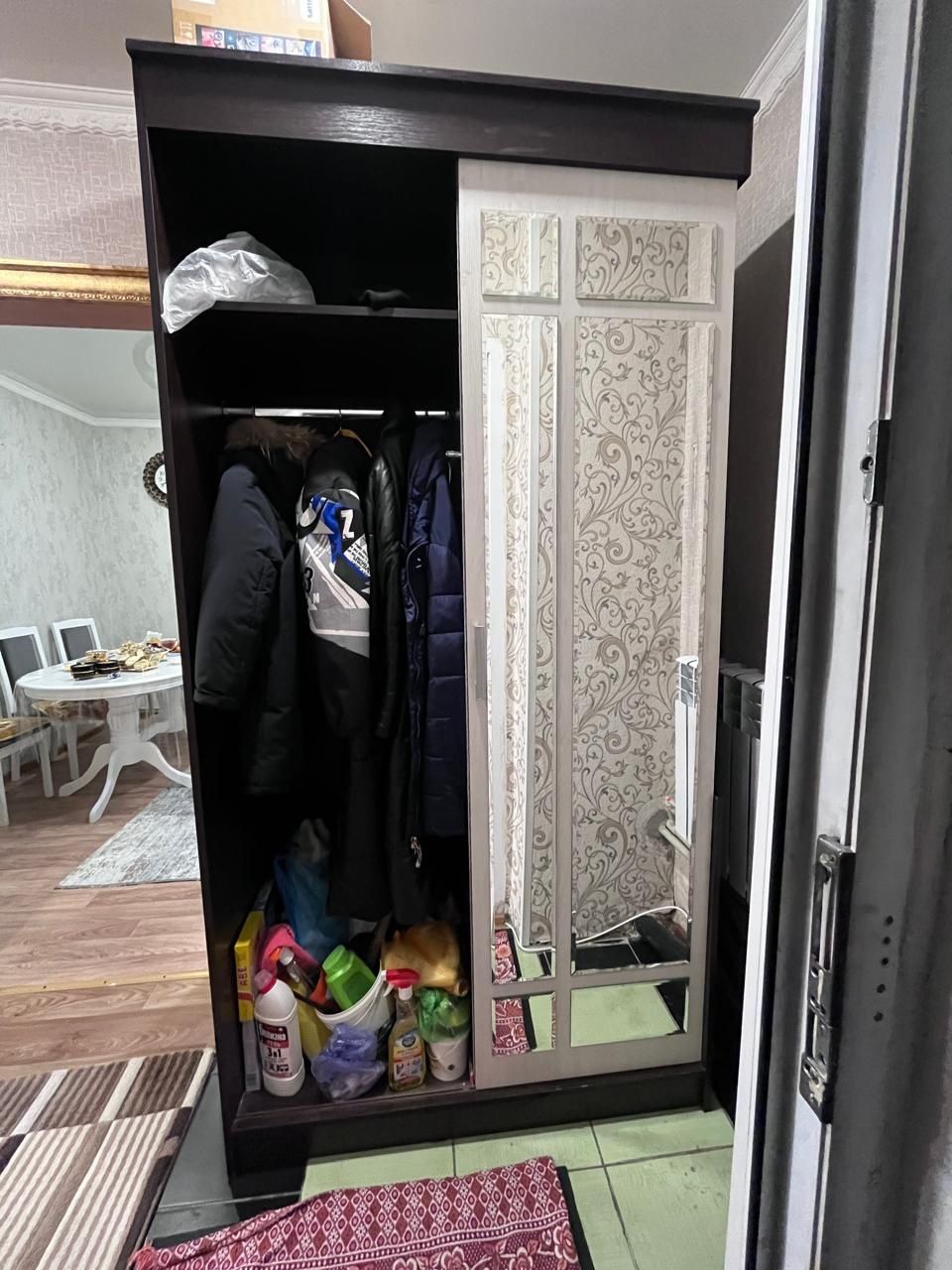 Шкаф купе в отличном состоянии