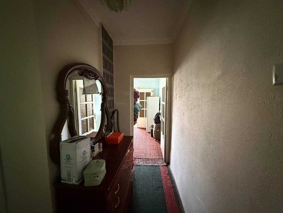 Коракамиш 1 хона сотилади яхши ремонт кириб яшашга таййор