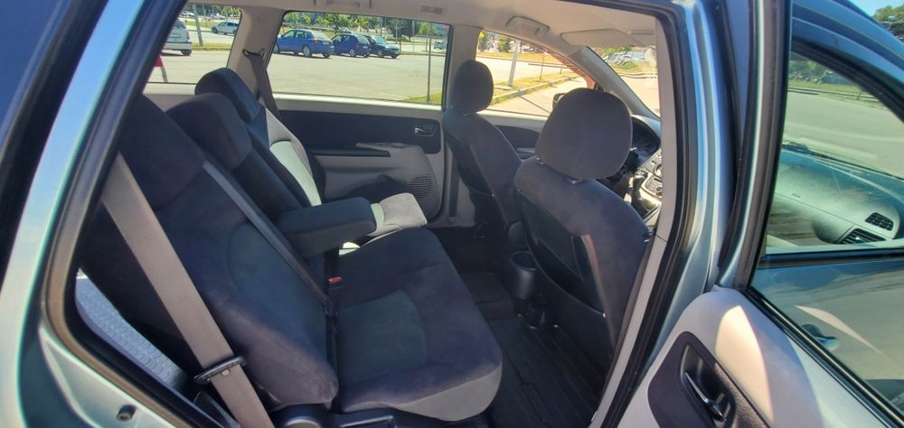 Mitsubishi Grandis 2.4i 165кс