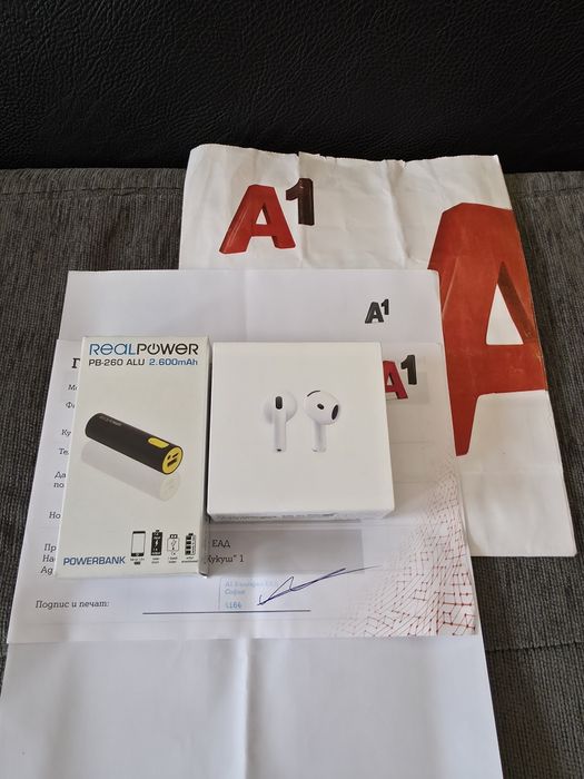 ЗАПЕЧАТАНИ Apple AirPods 4 Гаранция A1 2027г. Bluetooth White / Бели