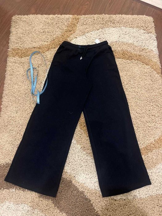 Pantaloni dama stradivarius