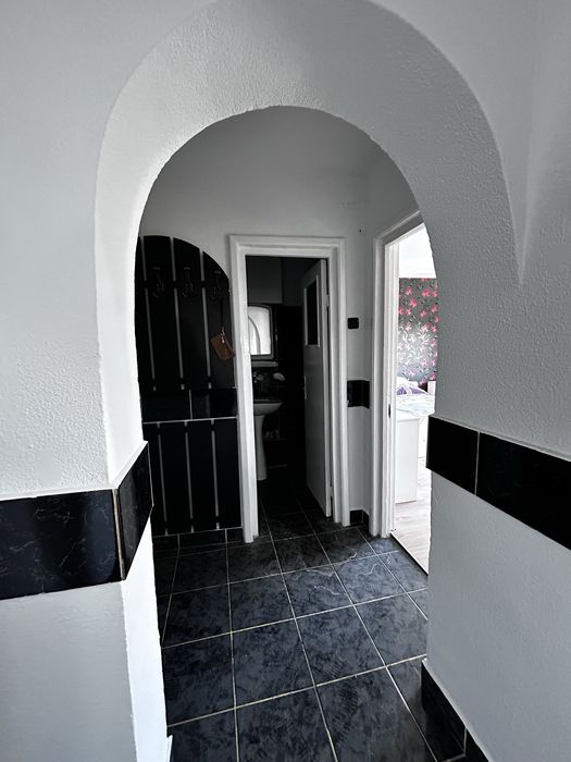 Apartament cu 3 camere de vanzare in micro 16