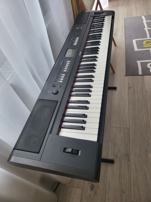 Pianina  Pian digital Orga Yamaha NP-V80