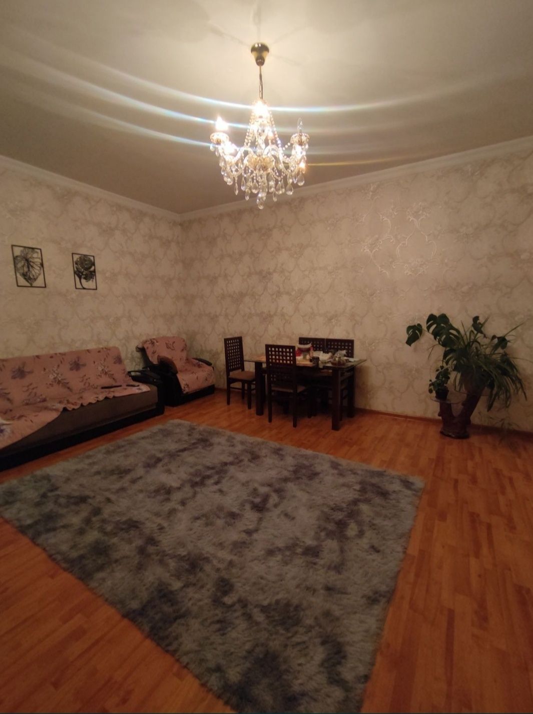 Продам дом Алтайский базар 2 этажный 3.50 сотки