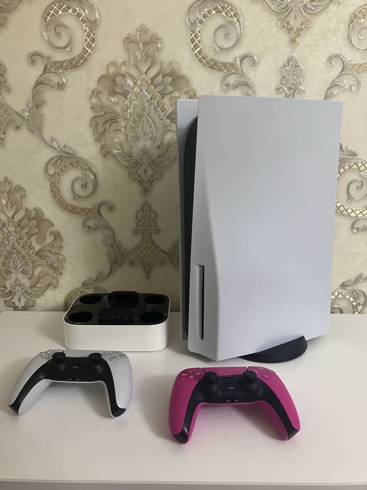 Продается PlayStation 5 (Disk edition) в отличном состоянии
