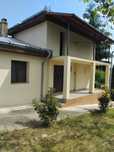 Casa cu suprafața construită aproximativ, 100mp terenul aferent 900mp