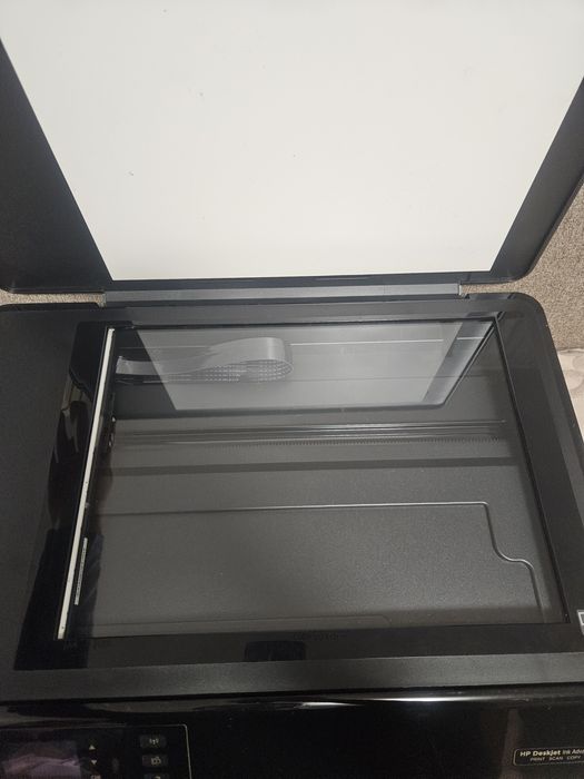 Ofertă fulger! Imprimantă HP + cabluri