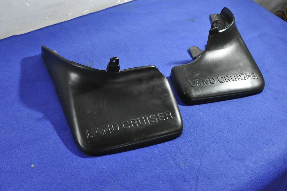 Брызговики задние Toyota Land Cruiser 80