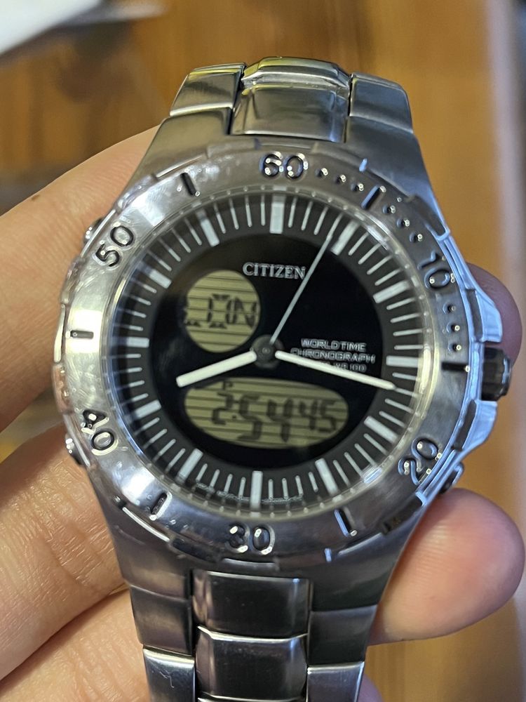 Часовник CITIZEN SAPPHIRE от Италия