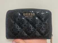 Черен портфейл Guess като нов