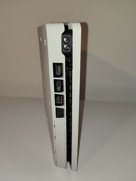 Playstation 4 white 500GB