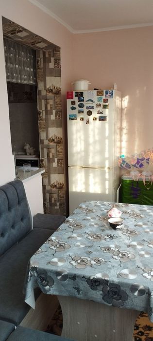 Квартира с хорошим ремонтом и мебелью.