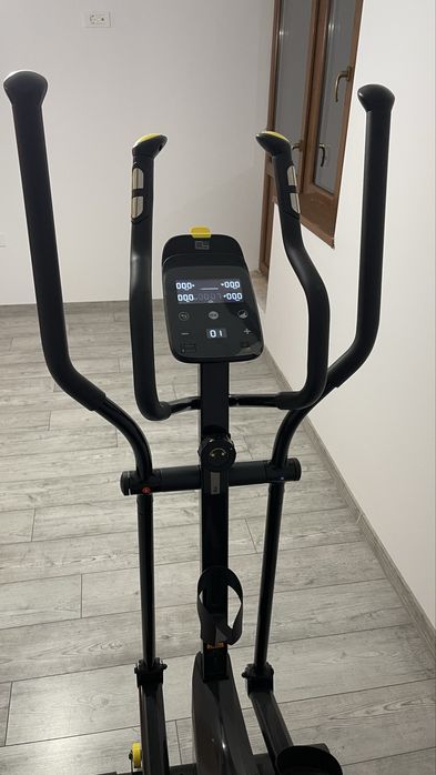 Bicicletă eliptică EL540 auto-alimentată, conectată Kinomap