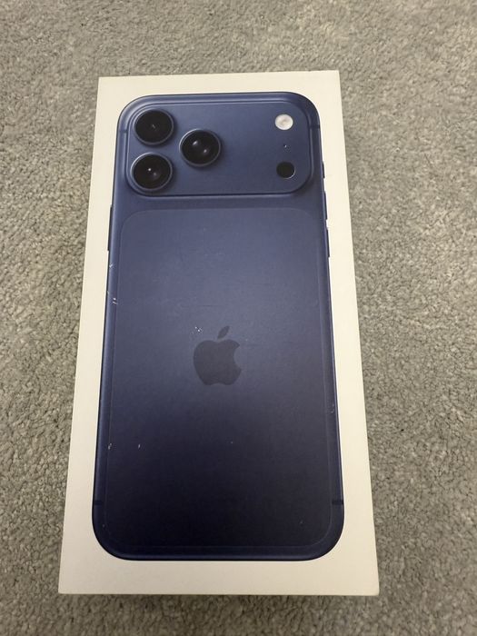 Iphone 17pro max 256 NOU