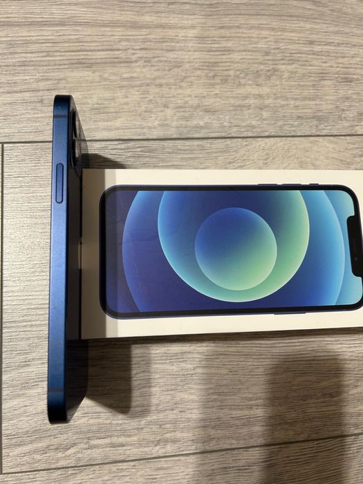 Iphone 12 - stare foarte buna, fără urme vizibile de utilizare