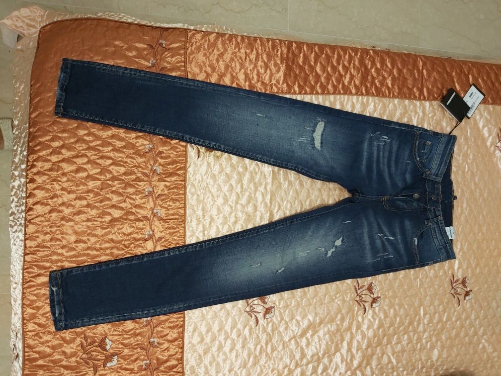 Jeans originali,  bărbați, Dsquared2,  marimile 40,42