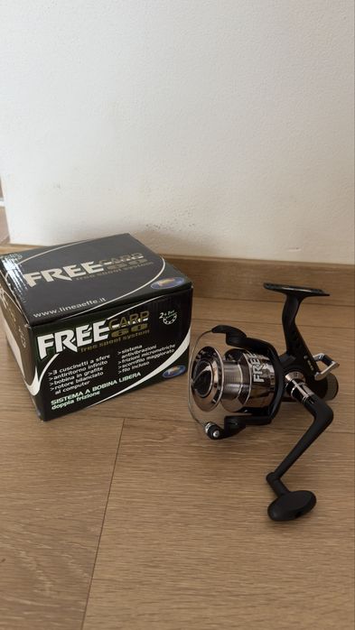 Vand 2 lansete + 2 mulinete crap 3,6 m, 2 buc