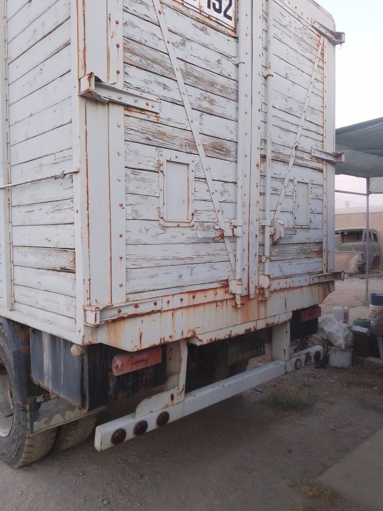 Kamaz bartavoy sotiladi