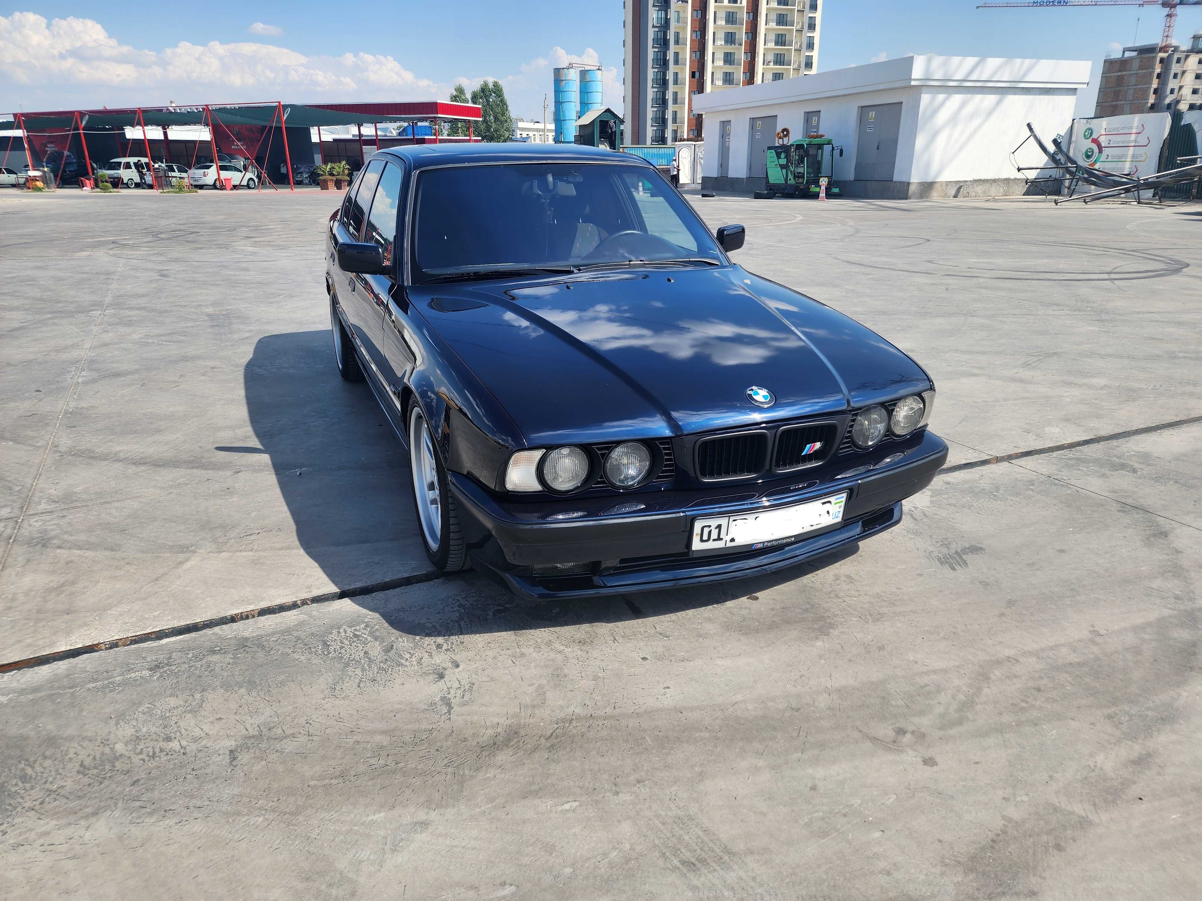 Продам BMW e34 530i