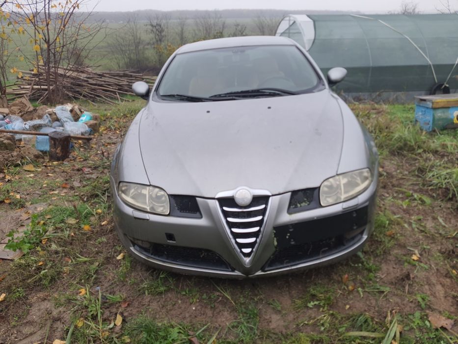 Alfa Romeo GT pentru piese