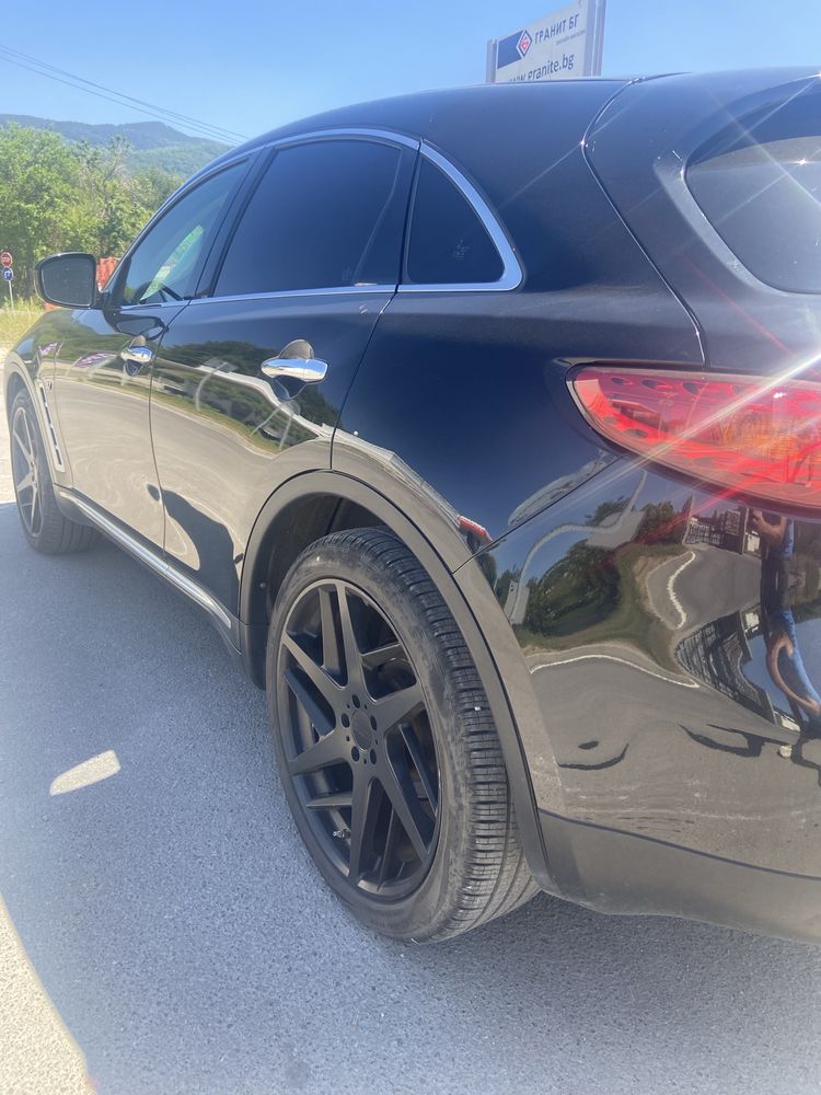 Infiniti QX70 3.7 Газ