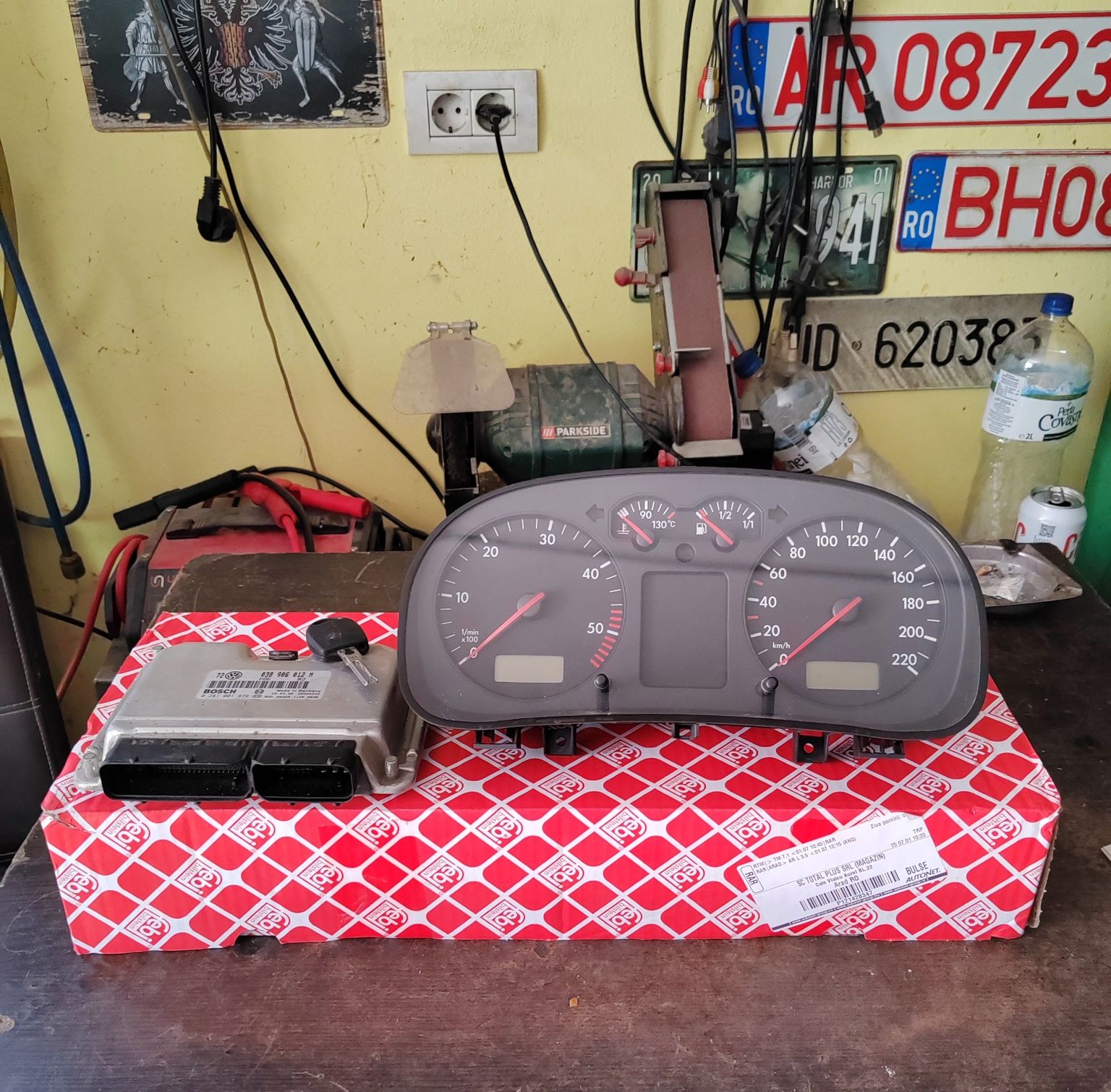 Ceas bord vw golf 4