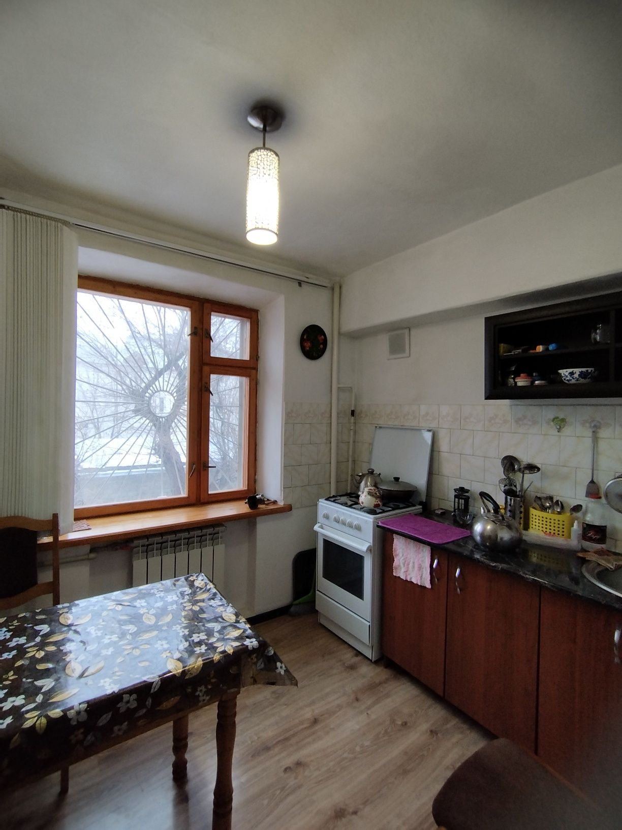 Срочно продается 2х комнатная квартира на 2 этаже Сагындыкова 36
