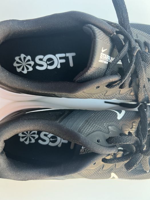 Продавам чисто нови маратонки Nike unisex