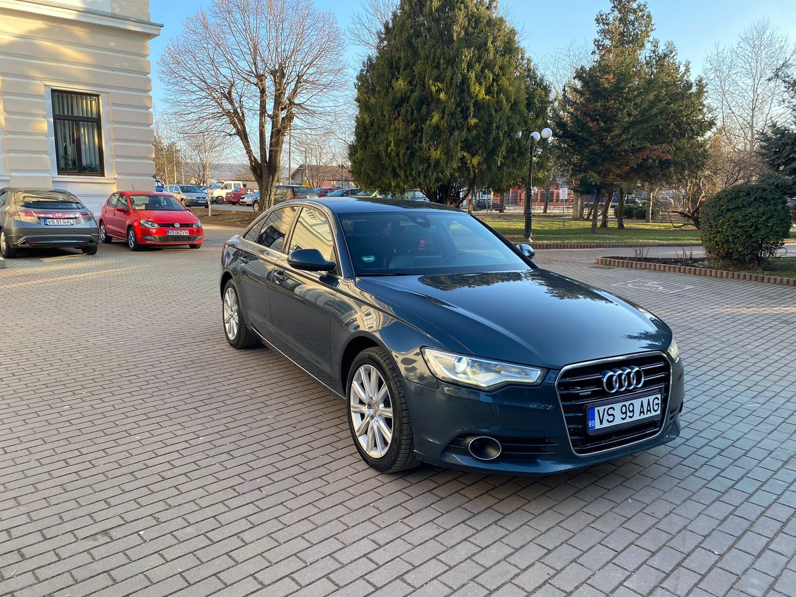 Vând Audi A6 2011 3.0