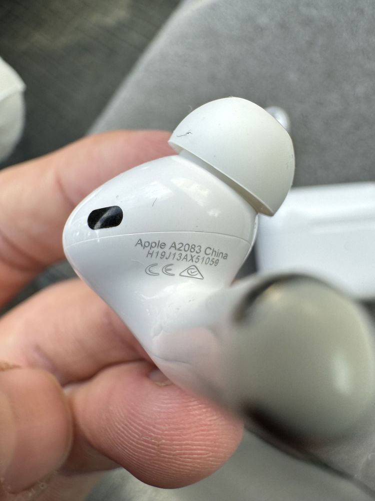 Apple AirPods Pro 1 + документи