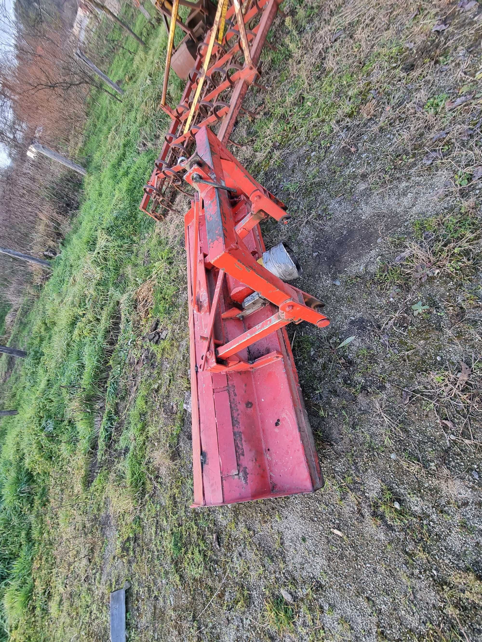 Tocatoare resturi vegetale 1.9 m Agrimaster cu tavalug cutite y bune