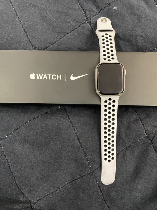Apple Watch 7 NiKe 45мм +Подаръци гаранция