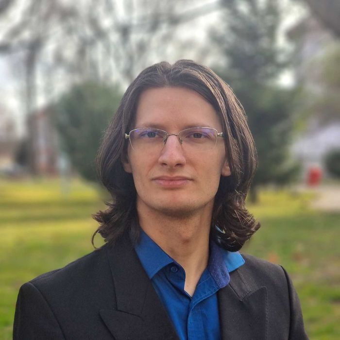 Lecții de Canto Muzică Ușoară, pentru toate vârstele!