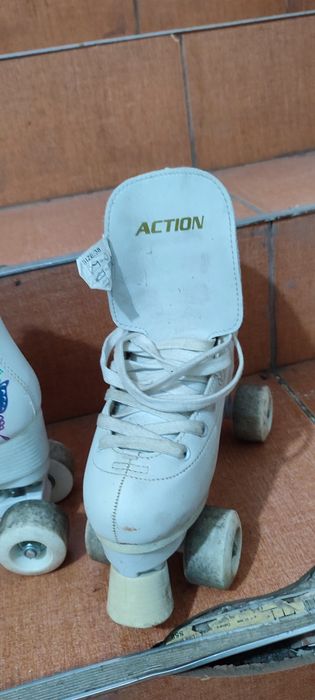 Patine cu rotile.
