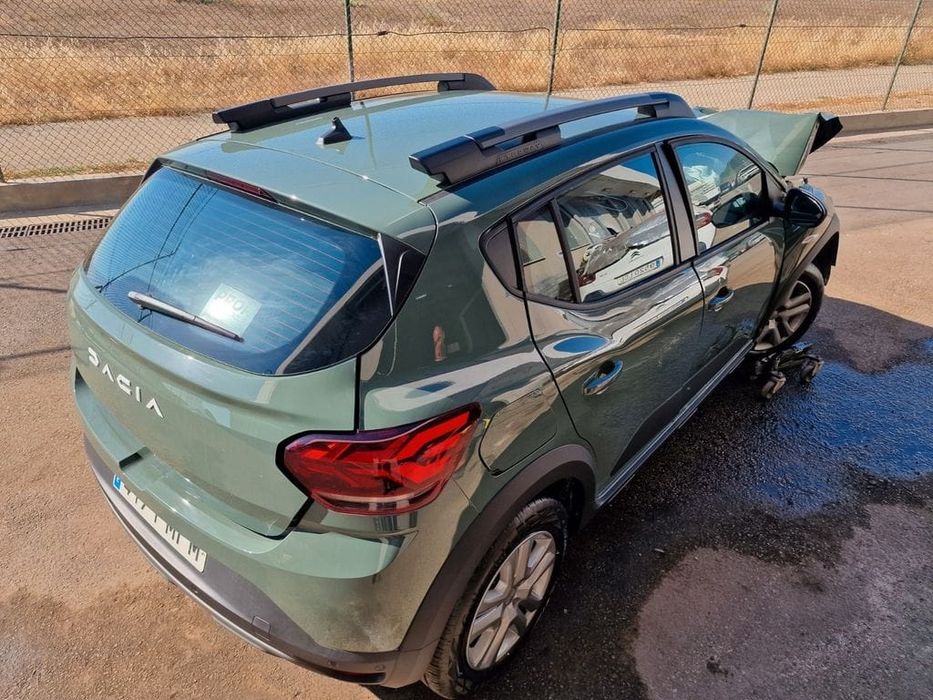 Pavilion Dacia Sandero Stepway an 2023