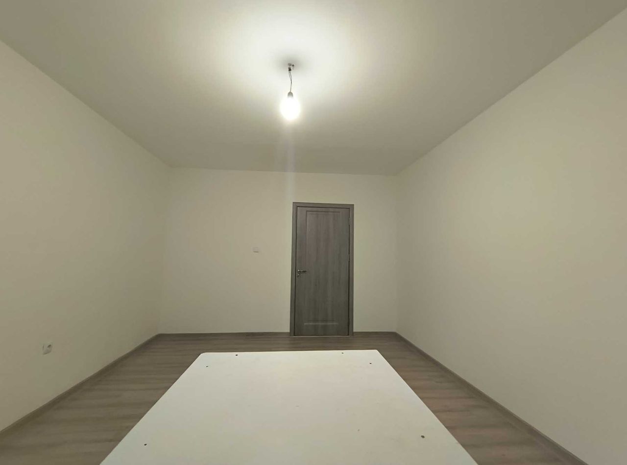 Продава се Тристаен апартамент в Русе, Здравец Изток - 77 кв.м за 1233 €/кв.м - Снимка #6