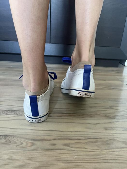 Дамски обувки кожени Guess