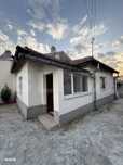Casa parter renovata, 56 mp, 137 mp teren, zona Parcului Romanescu