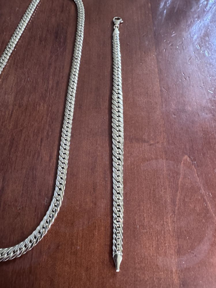 Set colier si brațara aur 14karate. 585 / 300 lei gr