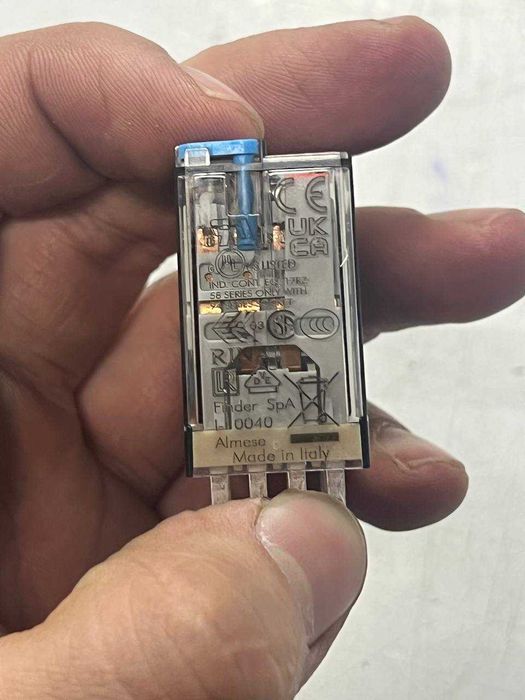 Реле 4 контактный DС24 Ч.Ш.