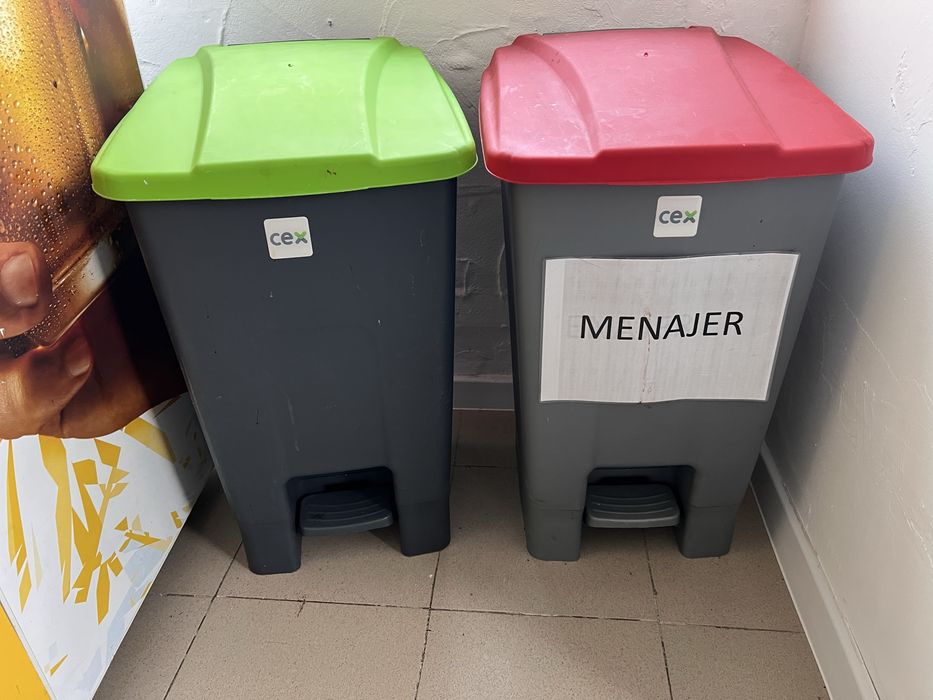 Echipamente profesionale | Masa de lucru frigorifica | 2 frigidere