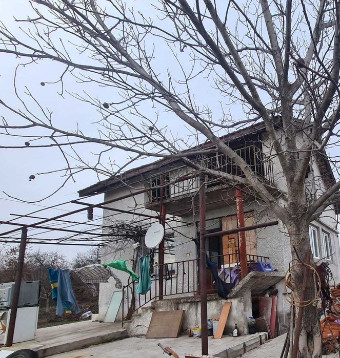 ВИЛА с ДВОРНО МЯСТО в. з. Кенана, град Хасково