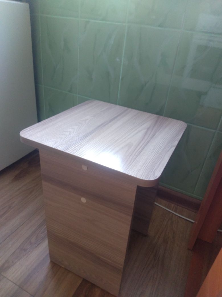 Продам табуреты в отличном состоянии